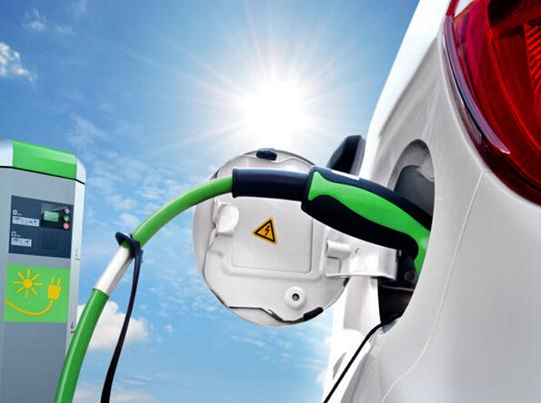 汽車行業(yè)新模式：電動化、網(wǎng)聯(lián)化，輕量化、共享化、終端化